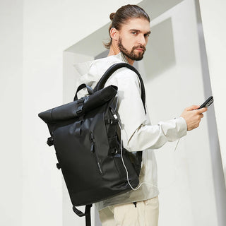 Reisetasche für Herren - Wasserdichter Rucksack mit USB-Ladeanschluss