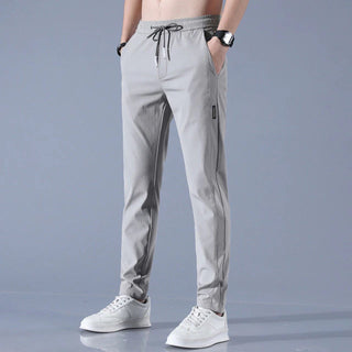 Schnelltrocknende Herren Sommerhose aus elastischem Material