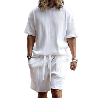 Zweiteiler für Herren - Stilvolles Geripptes Sommer Set mit T-Shirt und Sweat Short