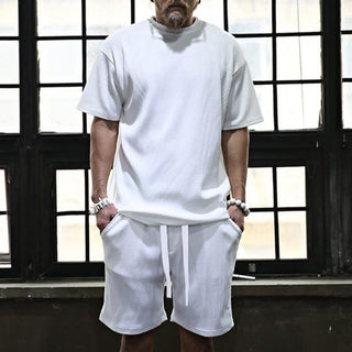 Zweiteiler für Herren - Stilvolles Geripptes Sommer Set mit T-Shirt und Sweat Short