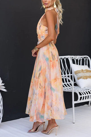 Sommerkleid für Damen - Elegantes Neckholder-Maxikleid mit Muster