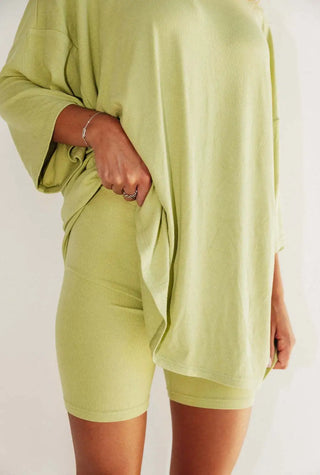 Zweiteiler für Damen - Bequemes Sommerset mit T-Shirt & Sweatshorts