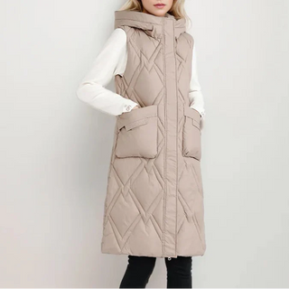 Lange Steppweste für kalte Tage - Puffer Daunenweste mit Kapuze für Damen