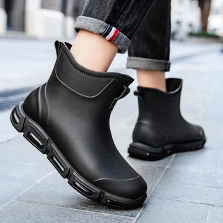 Regenstiefel für den Herbst - Hohe Wasserdichte PVC Gummistiefel mit rutschfester Sohle für Herren