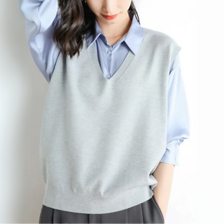 Pullunder für den Herbst - Trendy Strickpullover mit V-Halsschnitt für Damen