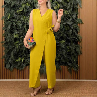 Jumpsuit für Sommer - Eleganter ärmelloser Jumpsuit mit Trägern